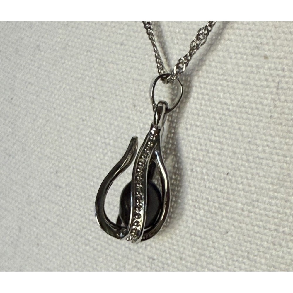 Cage Pendant Black Pearl Necklace